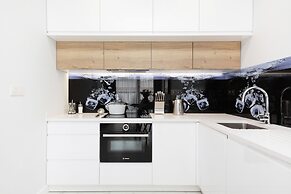 Apartments Przyokopowa Warsaw by Renters