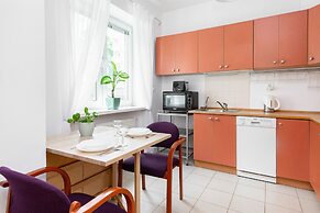 Apartment Kakowskiego Warsaw by Renters