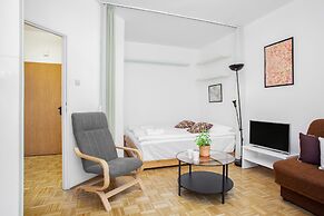 Apartment Kakowskiego Warsaw by Renters