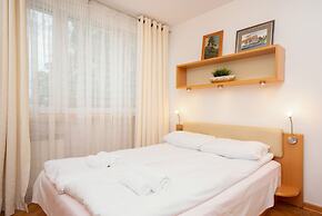 Apartment Esperanto Warsaw by Renters