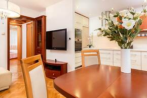 Apartment Esperanto Warsaw by Renters