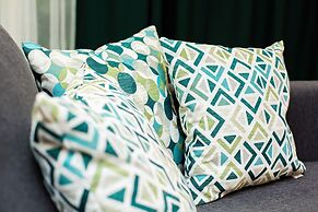 Rzeczypospolitej Apartment by Renters