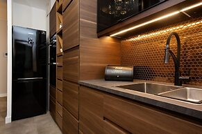 Rzeczypospolitej Apartment by Renters