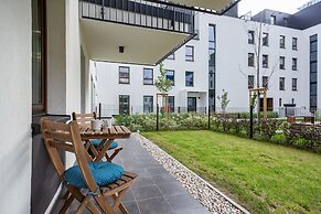 Rzeczypospolitej Apartment by Renters