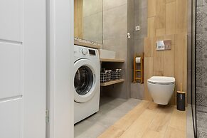 Rzeczypospolitej Apartment by Renters