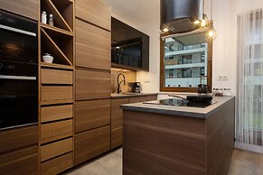 Rzeczypospolitej Apartment by Renters