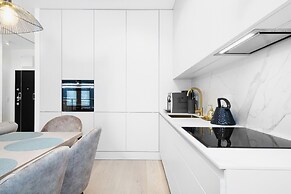 Apartment Szamocka Warsaw by Renters
