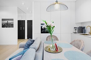 Apartment Szamocka Warsaw by Renters