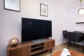 Apartment Nowowiejska Warsaw by Renters