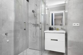 Apartment Nowowiejska Warsaw by Renters