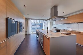 Hyatt Regency Madrid Residences