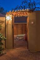 Casa Encantador - True Santa Fe Flavor and Location