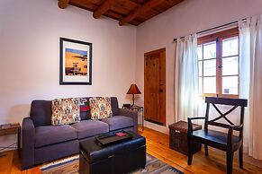 Casa Encantador - True Santa Fe Flavor and Location