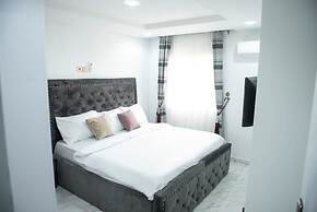 Luxury 3 Bedroom Apartment With Wifi