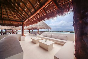 Casa Astral Luxury Hotel by Nah Hotels