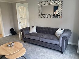 Leeward House - Donnini Apartments