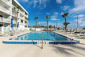 Starboard Light by VTrips