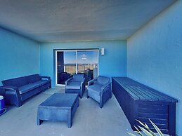 Starboard Light by VTrips