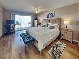 Starboard Light by VTrips