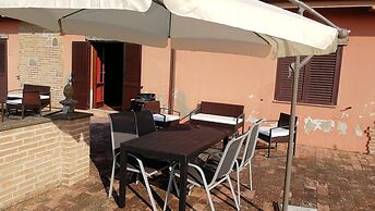 Apartment 2 People Farmhouse Villa Luzi