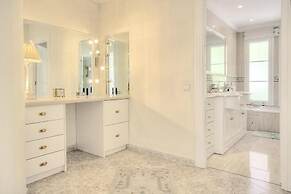 Luxury Villa With Pool and Spectacular View in Javea