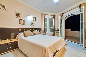 Luxury Villa With Pool and Spectacular View in Javea