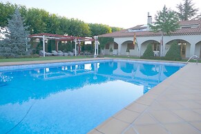 7 Rooms Chalet With Swimming Pool