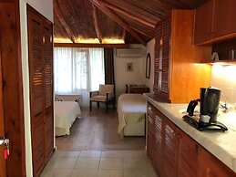 Boutique Hotel Triple Room With Wonderful View in Natural Conservation