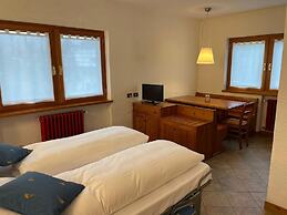 Monterosa Residence Hotel