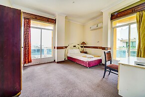 OYO 120 Concord International Hotel