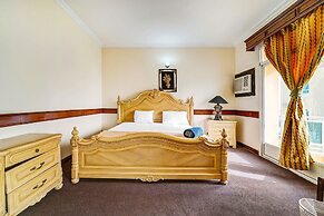 OYO 120 Concord International Hotel