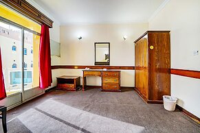 OYO 120 Concord International Hotel