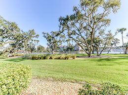 Palm Coast Resort by VTrips