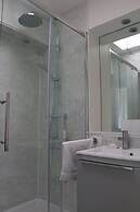 Stunning Clifton Flat in Amazing Central Location