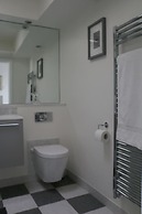 Stunning Clifton Flat in Amazing Central Location