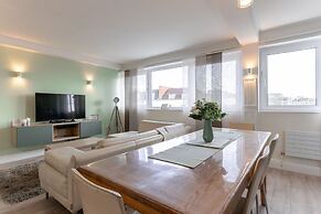 Stunning Clifton Flat in Amazing Central Location
