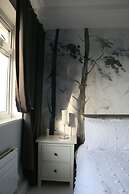 Stunning Clifton Flat in Amazing Central Location