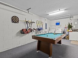 Splendid 3 bedroom home with private pool 2896KL 3 Villa by RedAwning