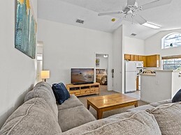 Splendid 3 bedroom home with private pool 2896KL 3 Villa by RedAwning