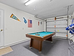 Splendid 3 bedroom home with private pool 2896KL 3 Villa by RedAwning