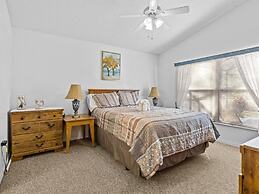 Splendid 3 bedroom home with private pool 2896KL 3 Villa by RedAwning