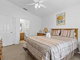 Splendid 3 bedroom home with private pool 2896KL 3 Villa by RedAwning