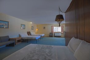 Love Hotels Tomahawk by OYO at Lake Mohawksin WI
