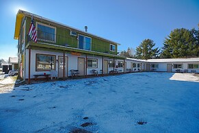 Love Hotels Tomahawk by OYO at Lake Mohawksin WI