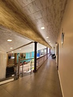 Goroomgo Hidden Chalet Mall Road Nainital