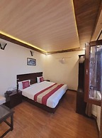 Goroomgo Hidden Chalet Mall Road Nainital