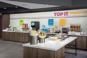 Tru by Hilton San Antonio North