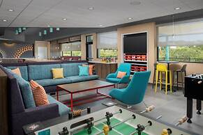 Tru by Hilton San Antonio North