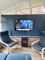 Pinewood Cottage Deluxe Self Catering Apartments