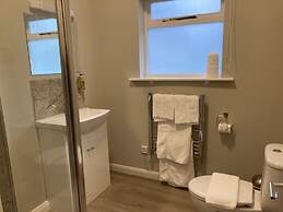 Pinewood Cottage Deluxe Self Catering Apartments